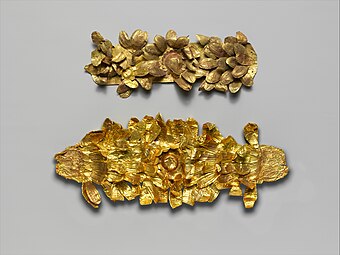 Symbolic Gold Au79 Element and Precious Metal Science